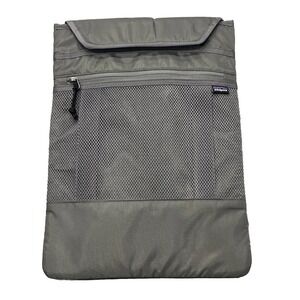 Patagonia Refugio Padded Laptop Tablet Sleeve Gray Mesh Pocket 15" L x 11" W